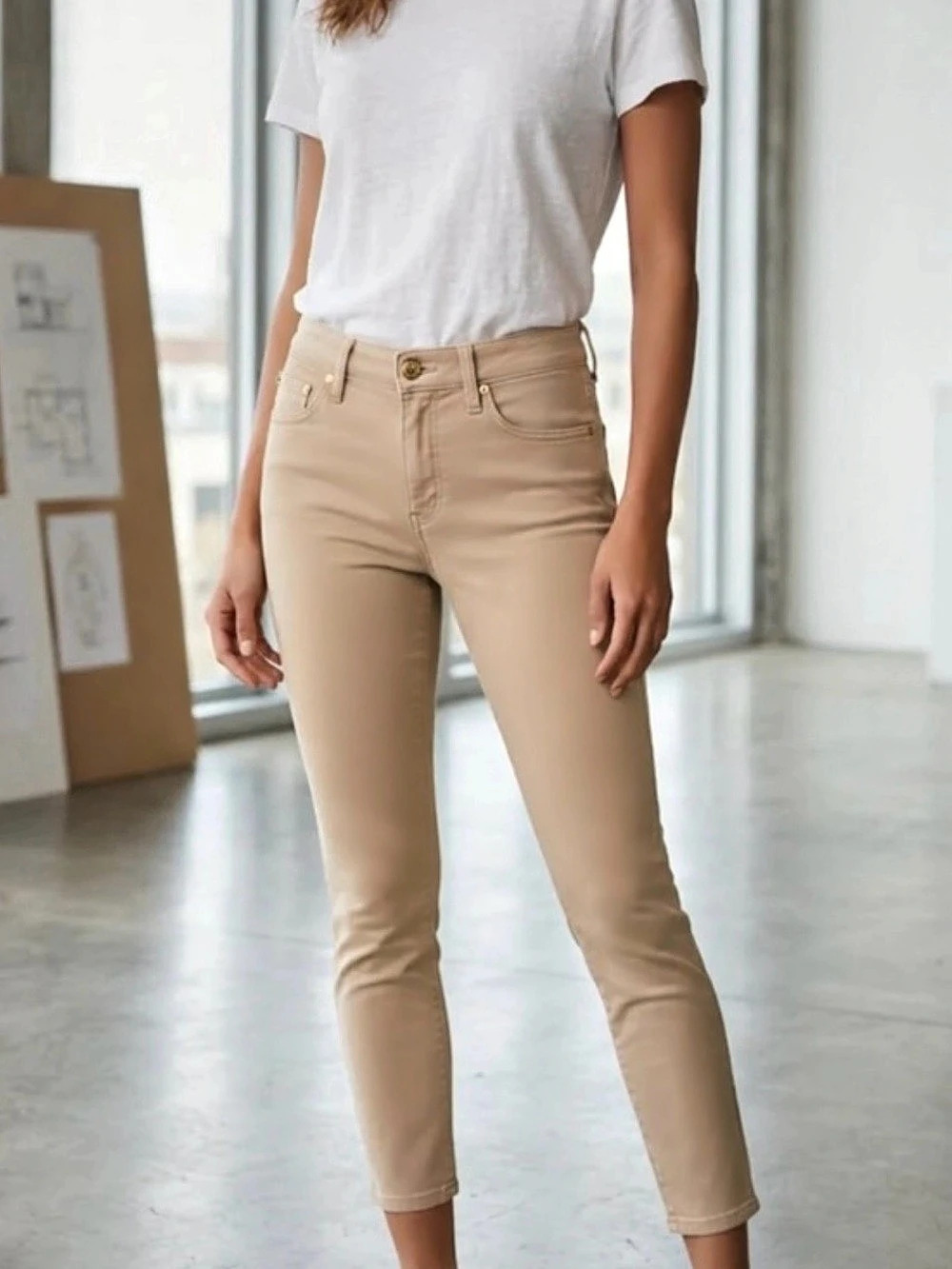 AG Adriano Goldschmied The Farrah Skinny Crop Skinny Crop Beige Waist 24